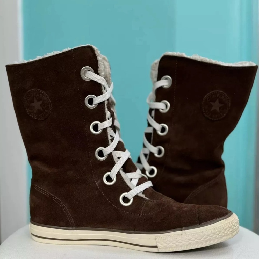 Converse Chuck Taylor Beverly Lace Up Xhi Size US Women’s Size 6 (EUR 38.5)